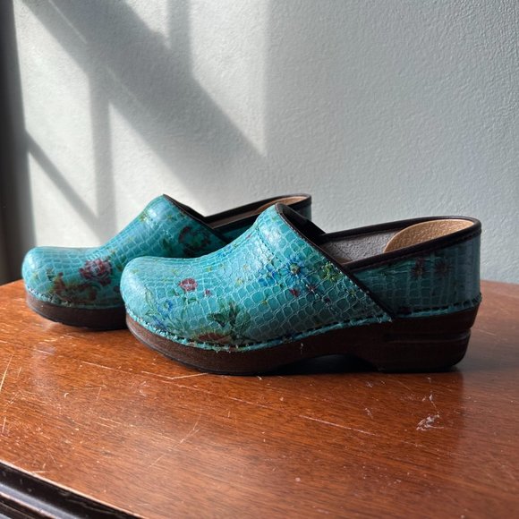 DANSKO Professional Clog turquoise floral snakeskin size 37 (US 6.5-7) - Picture 7 of 11